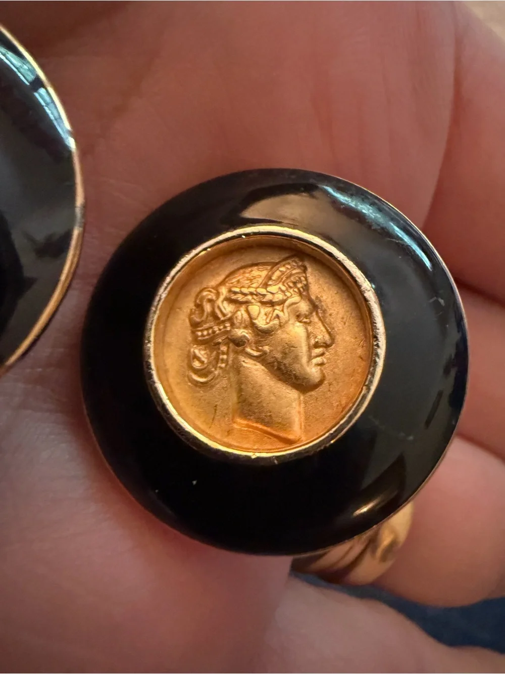 Monet vintage clip